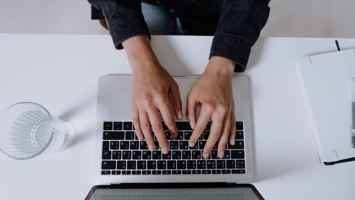 On Parmak Hızlı Klavye – Orta Seviye kursunun tanıtım görseli