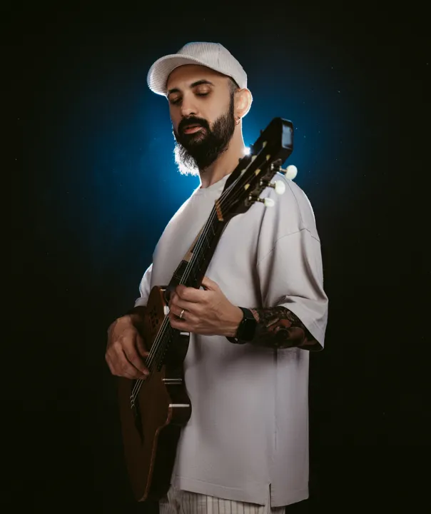 SIFIRDAN KLASİK GİTARLA POP MÜZİK DERSİ